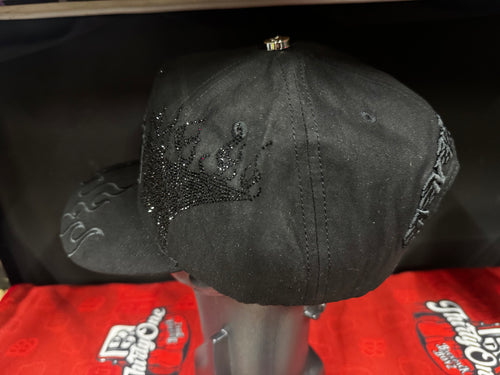 Gorra ANYMORE "Bruce Wayne Black Crystals" - Otoño/Invierno 2025